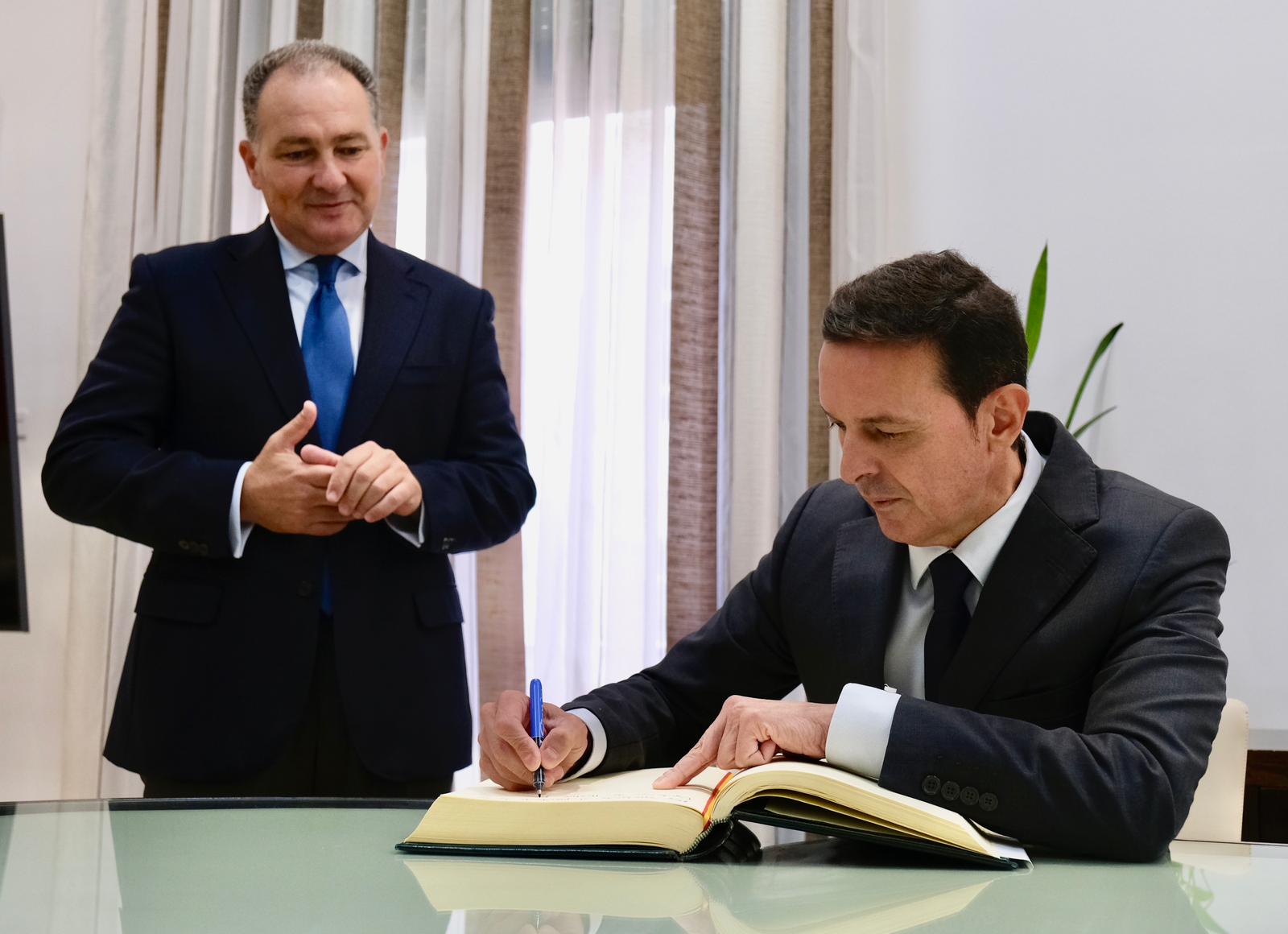 WhatsApp Image 2025-10-16 at 11.10.06 (2)