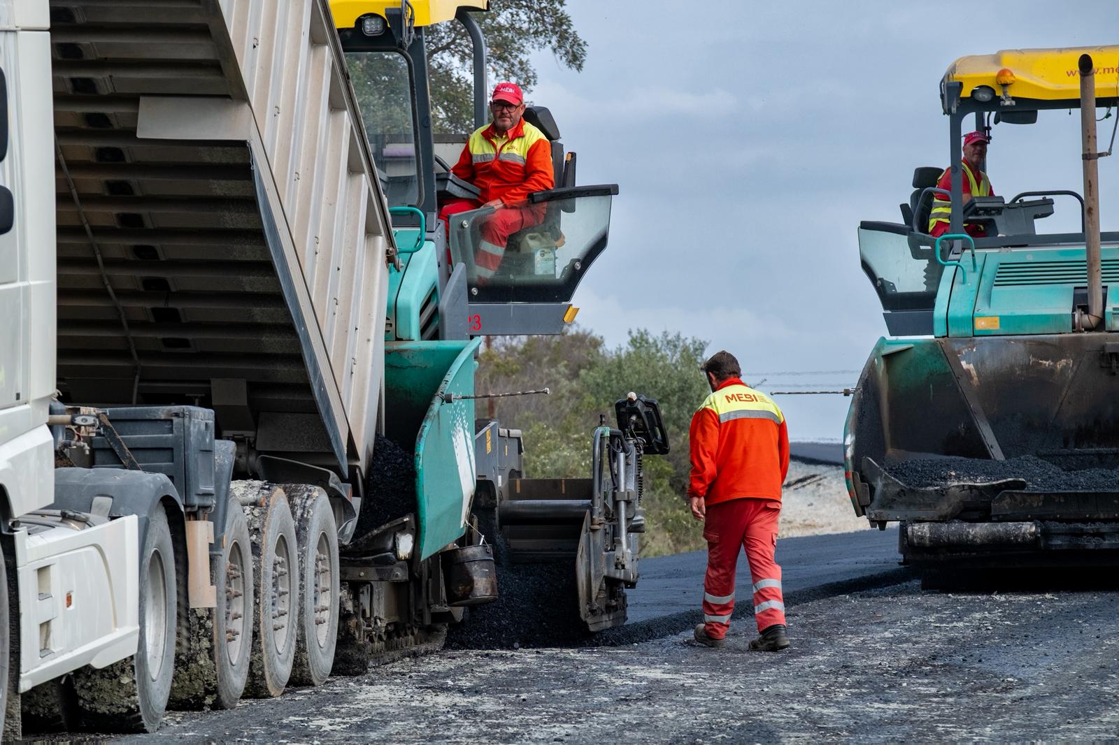 ee35f5c4-0677-4950-bc08-99907e6add61