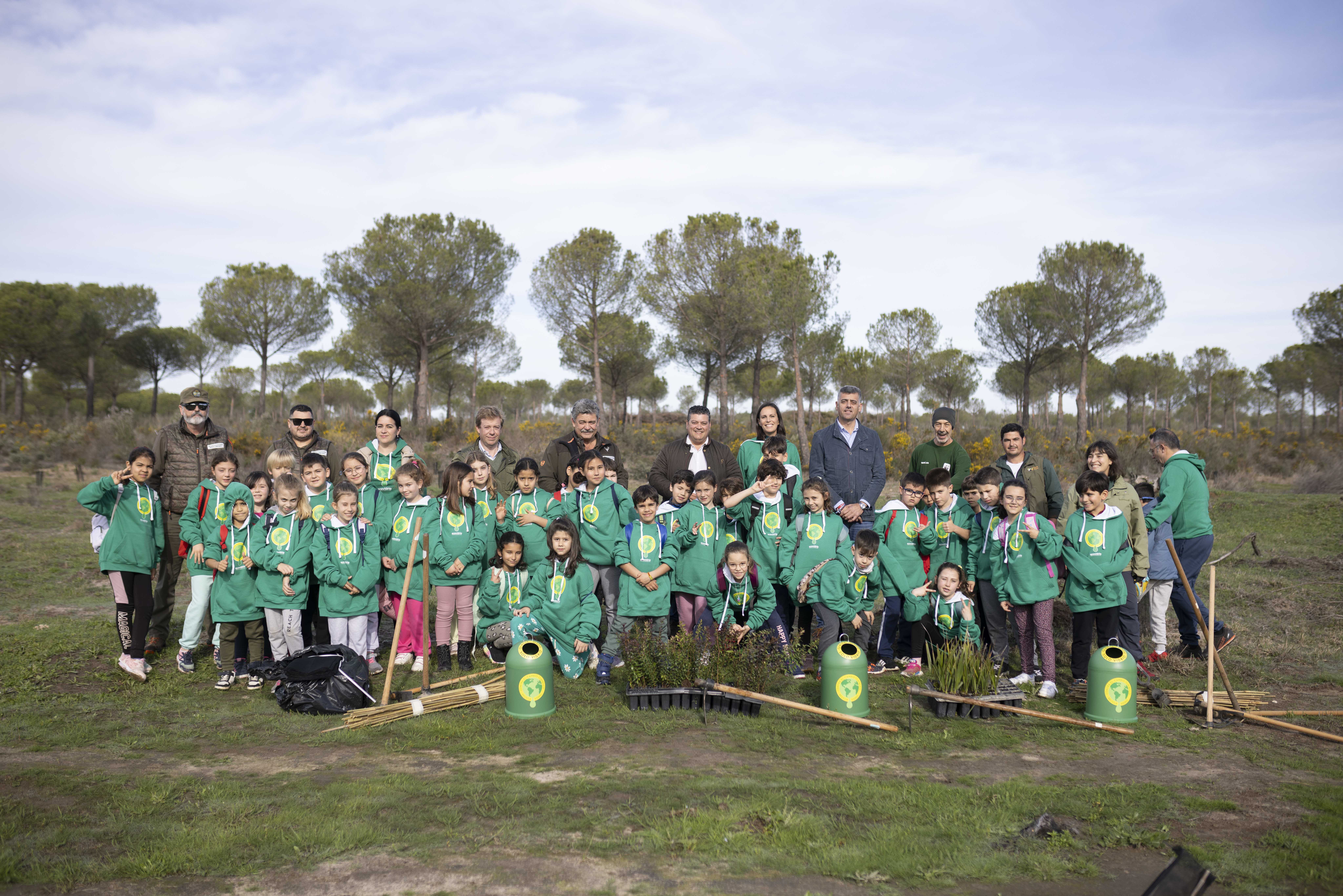 Foto Familia Plantación WWF Doñana