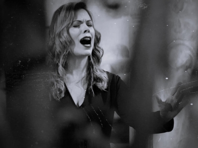 MARI ANGELES CRUZADO FOTO