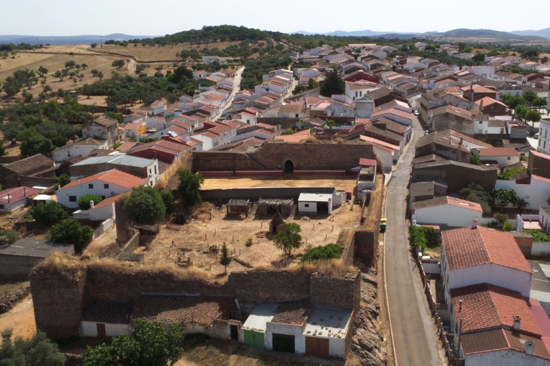 Castillo-Cumbres-San-Bartolome-2